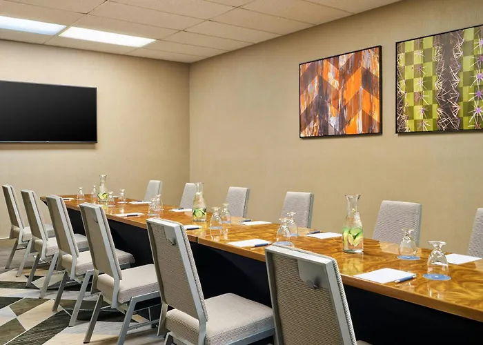 Sheraton Tucson Hotel & Suites